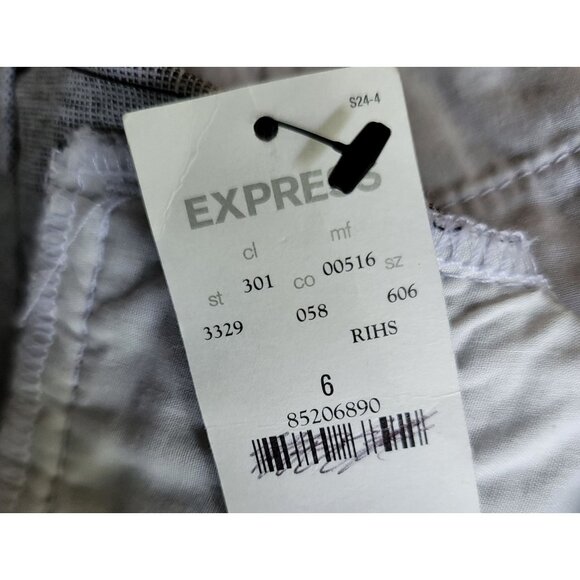 Express Women's Line Blend Shorts. Size 6 - Picture 6 of 6